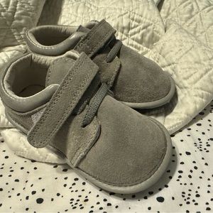 Jack and Lily moccasins size 24-36 months